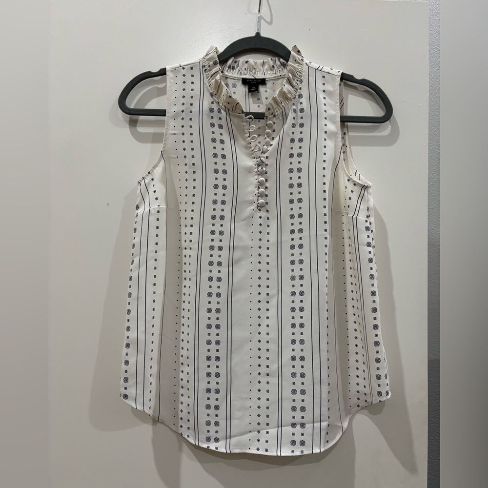 Ann Taylor White and Black Ruffled Sleeveless Blouse